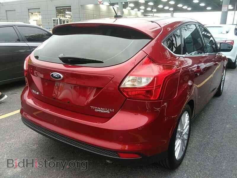 2014 Ford Focus - VIN: 1FADP3N27EL155469 - Photo 2