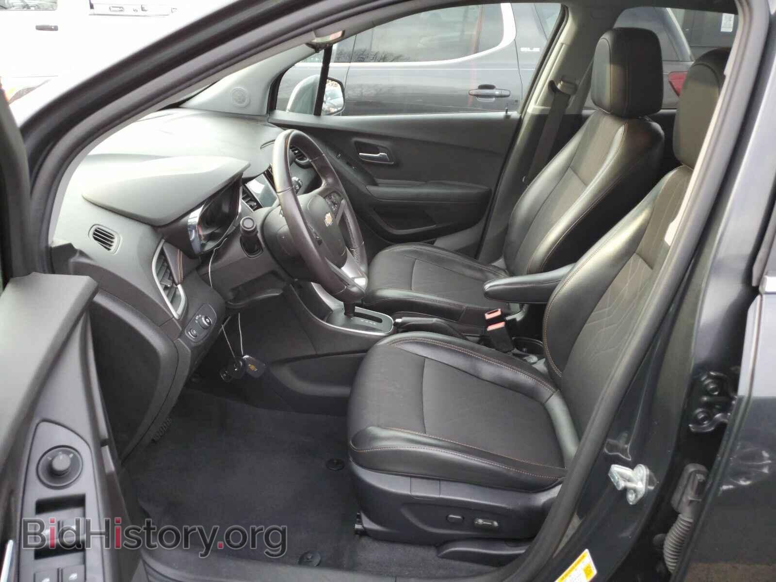 2017 Chevrolet Trax - VIN: 3GNCJPSB1HL239290 - Фото 3