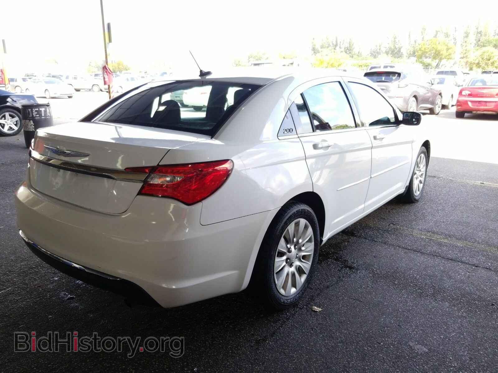 2012 Chrysler 200 - VIN: 1C3CCBABXCN273264 - Фото 2
