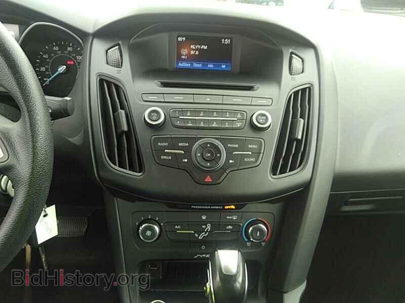 2016 Ford Focus - VIN: 1FADP3F20GL246309 - Фото 4