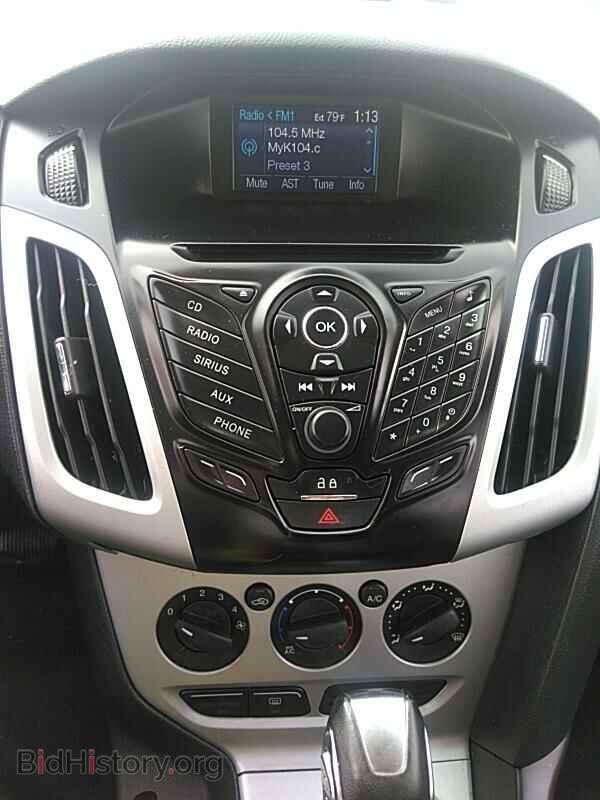 2013 Ford Focus - VIN: 1FADP3F23DL205023 - Фото 4