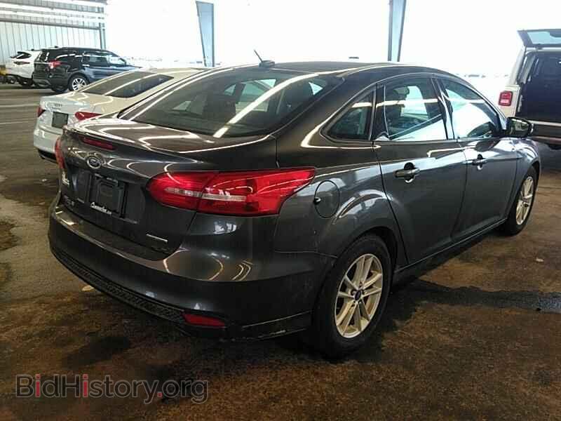 2015 Ford Focus - VIN: 1FADP3F26FL371099 - Photo 2