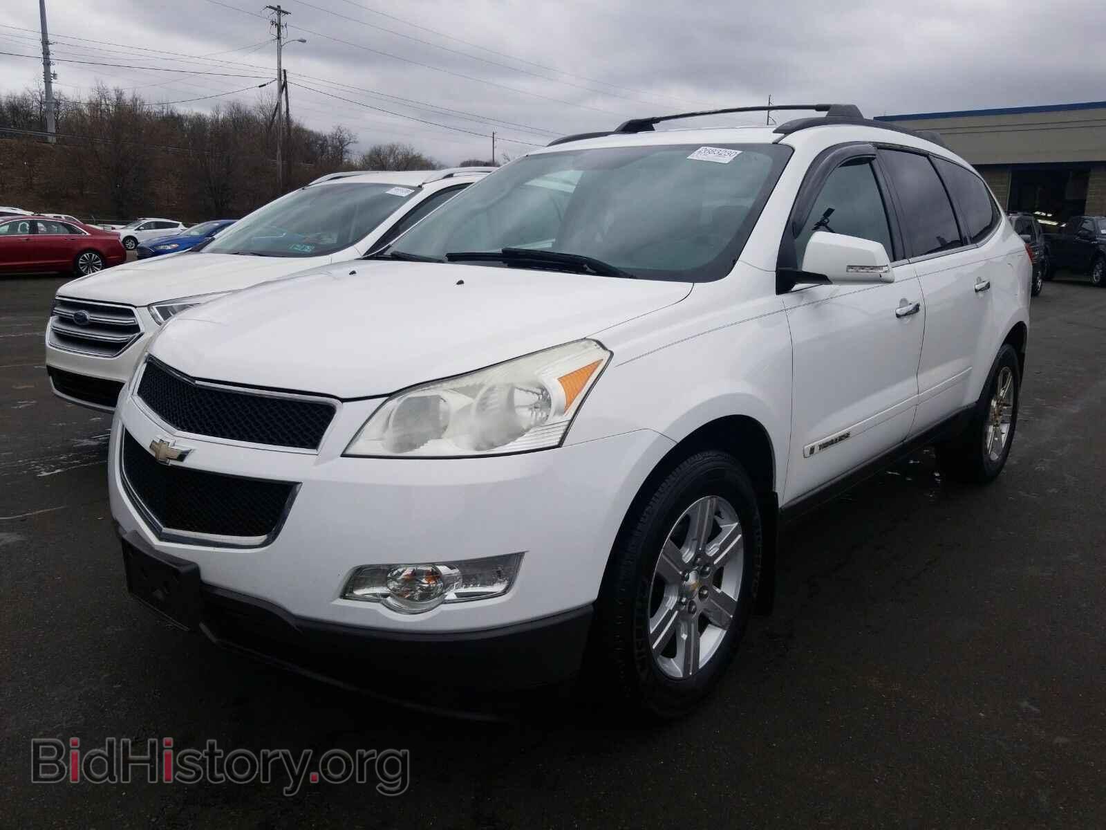 Photo 1GNER23D79S166868 - Chevrolet Traverse 2009