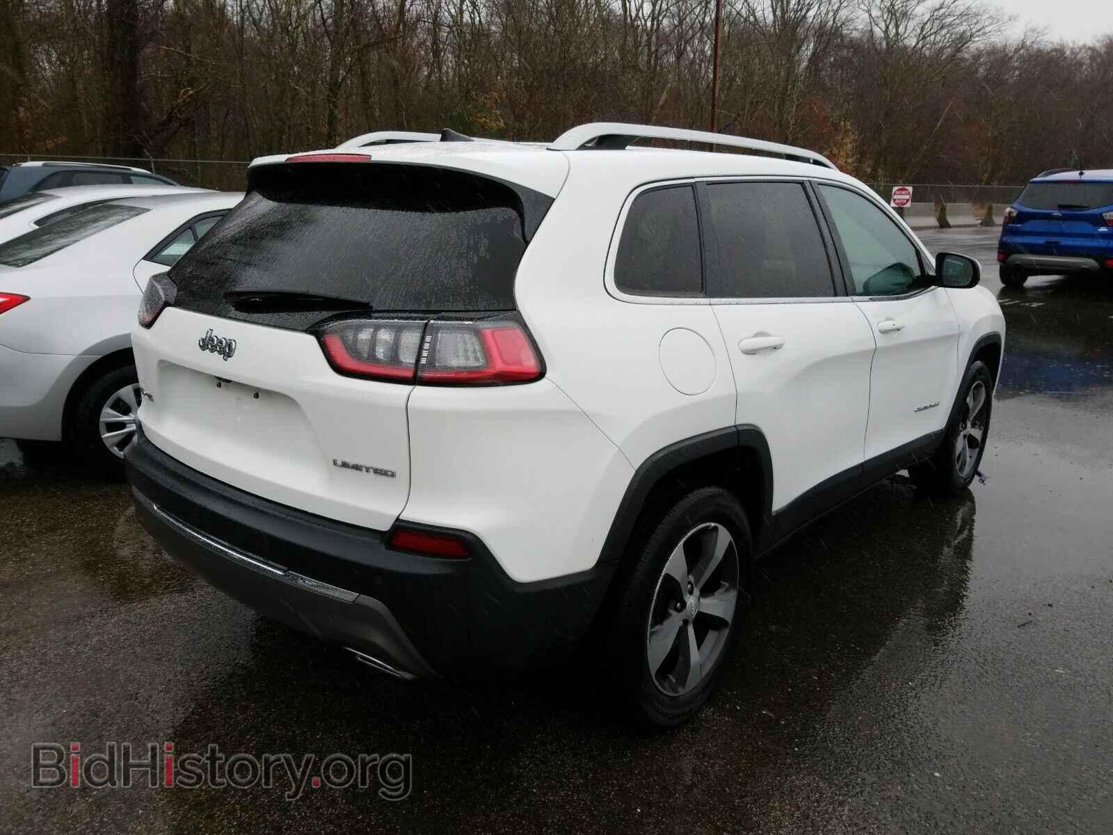 2019 Jeep Cherokee - VIN: 1C4PJMDX8KD165378 - Фото 2