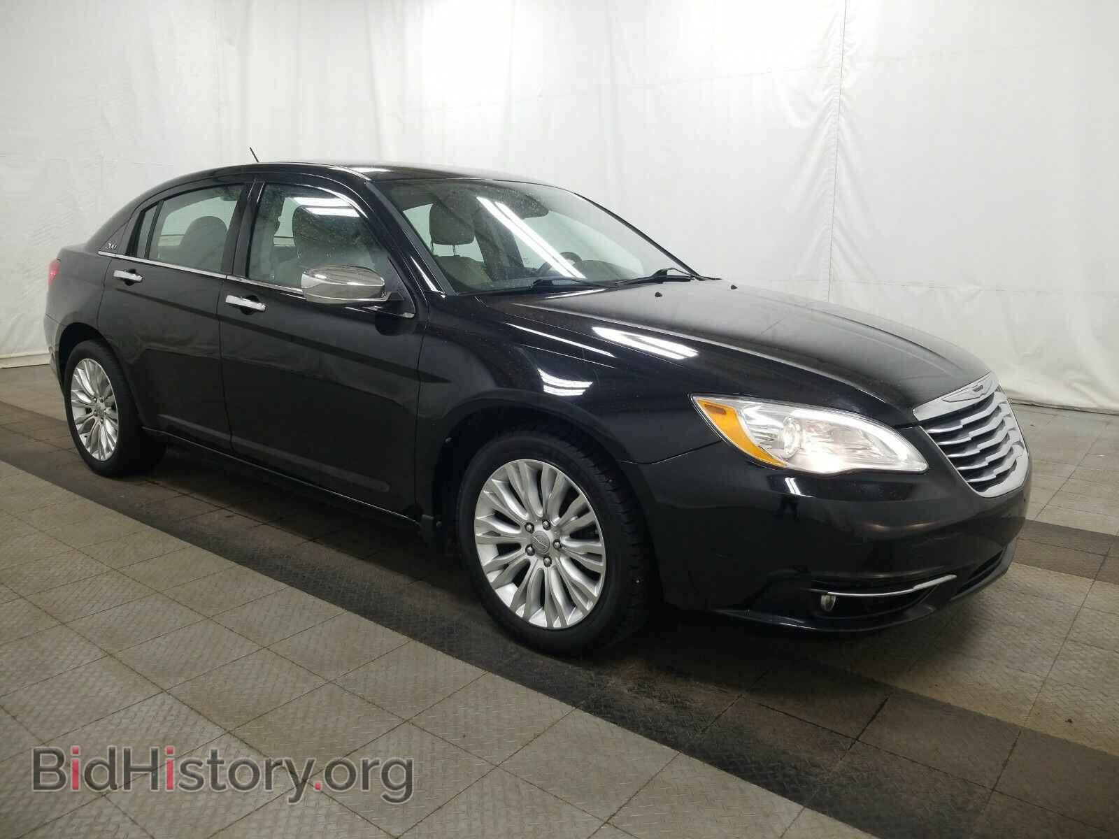 2011 Chrysler 200 - VIN: 1C3BC2FG5BN588648 - Фото 3