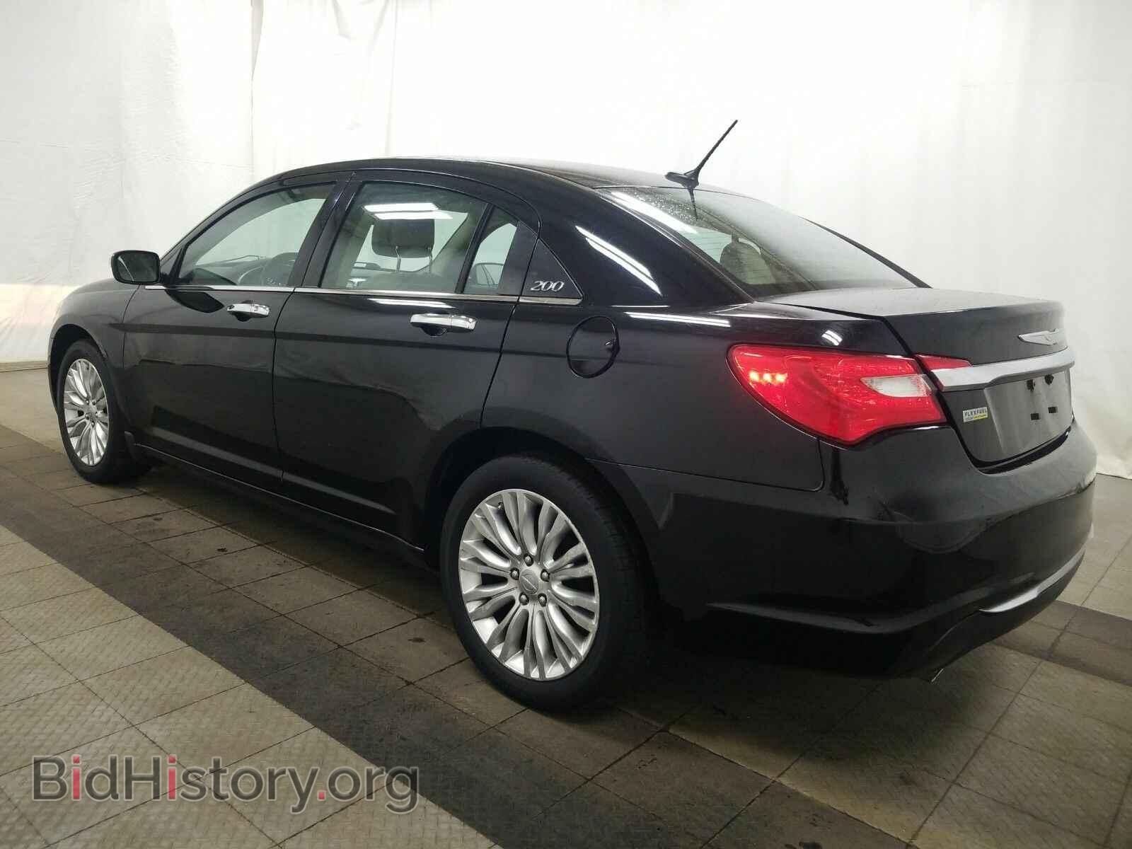 2011 Chrysler 200 - VIN: 1C3BC2FG5BN588648 - Фото 6