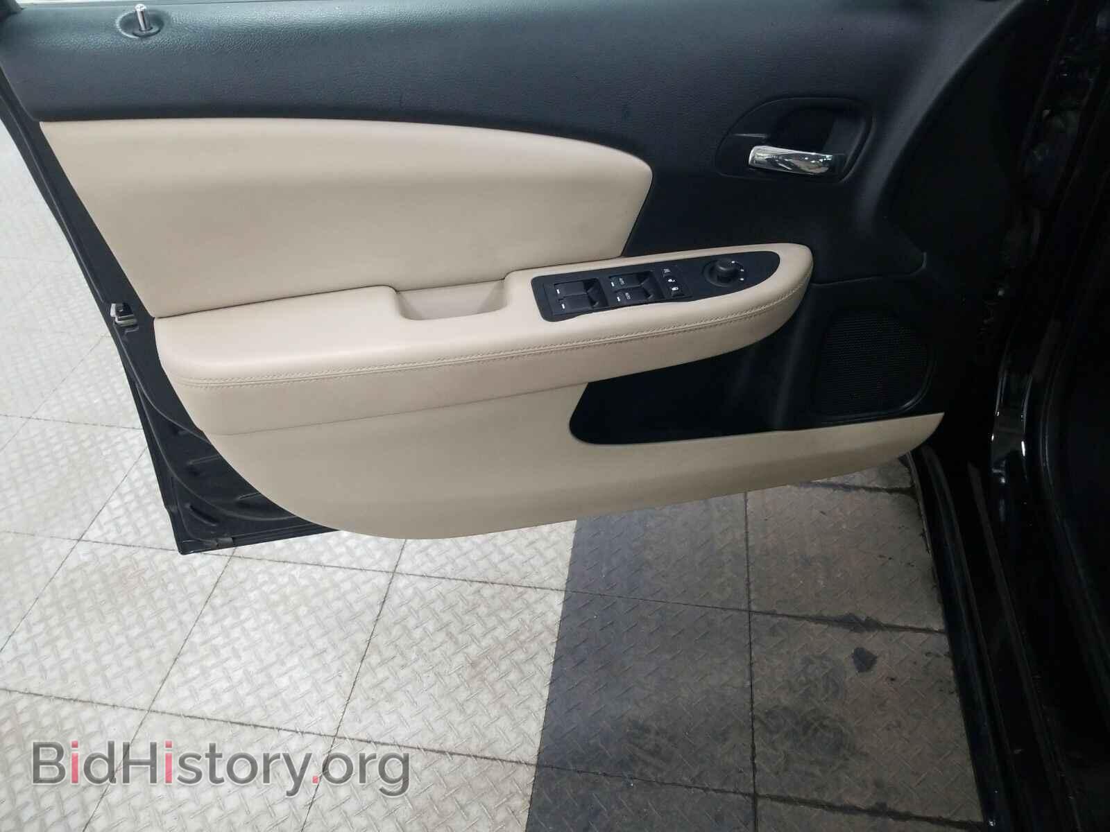 2011 Chrysler 200 - VIN: 1C3BC2FG5BN588648 - Фото 9