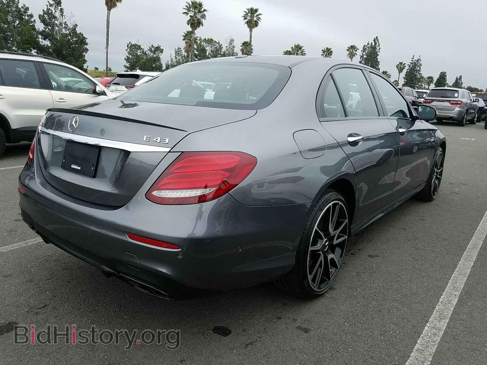 2017 Mercedes-Benz E-Class - VIN: WDDZF6EB5HA190893 - Фото 2
