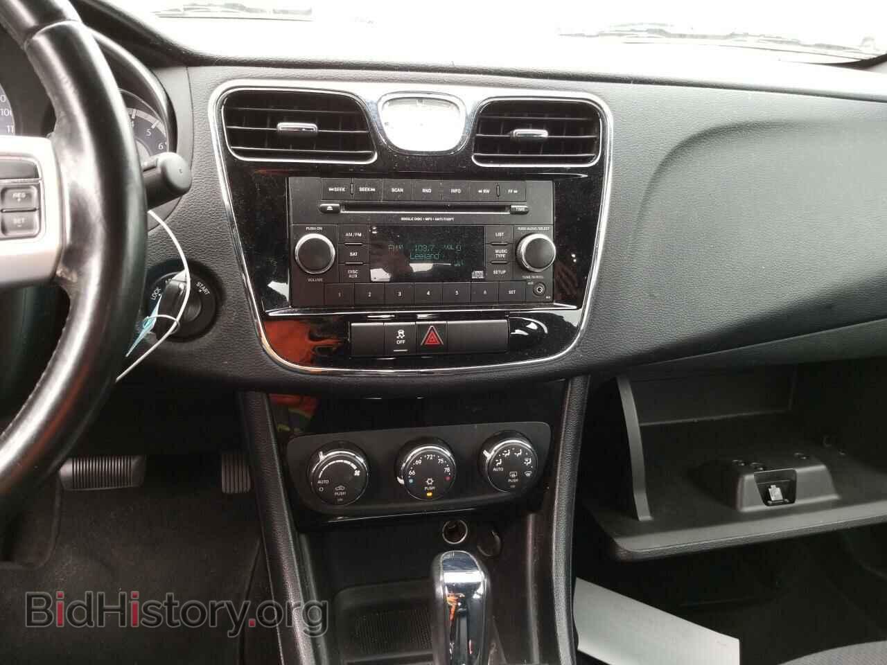 2012 Chrysler 200 - VIN: 1C3CCBBB7CN204966 - Photo 4