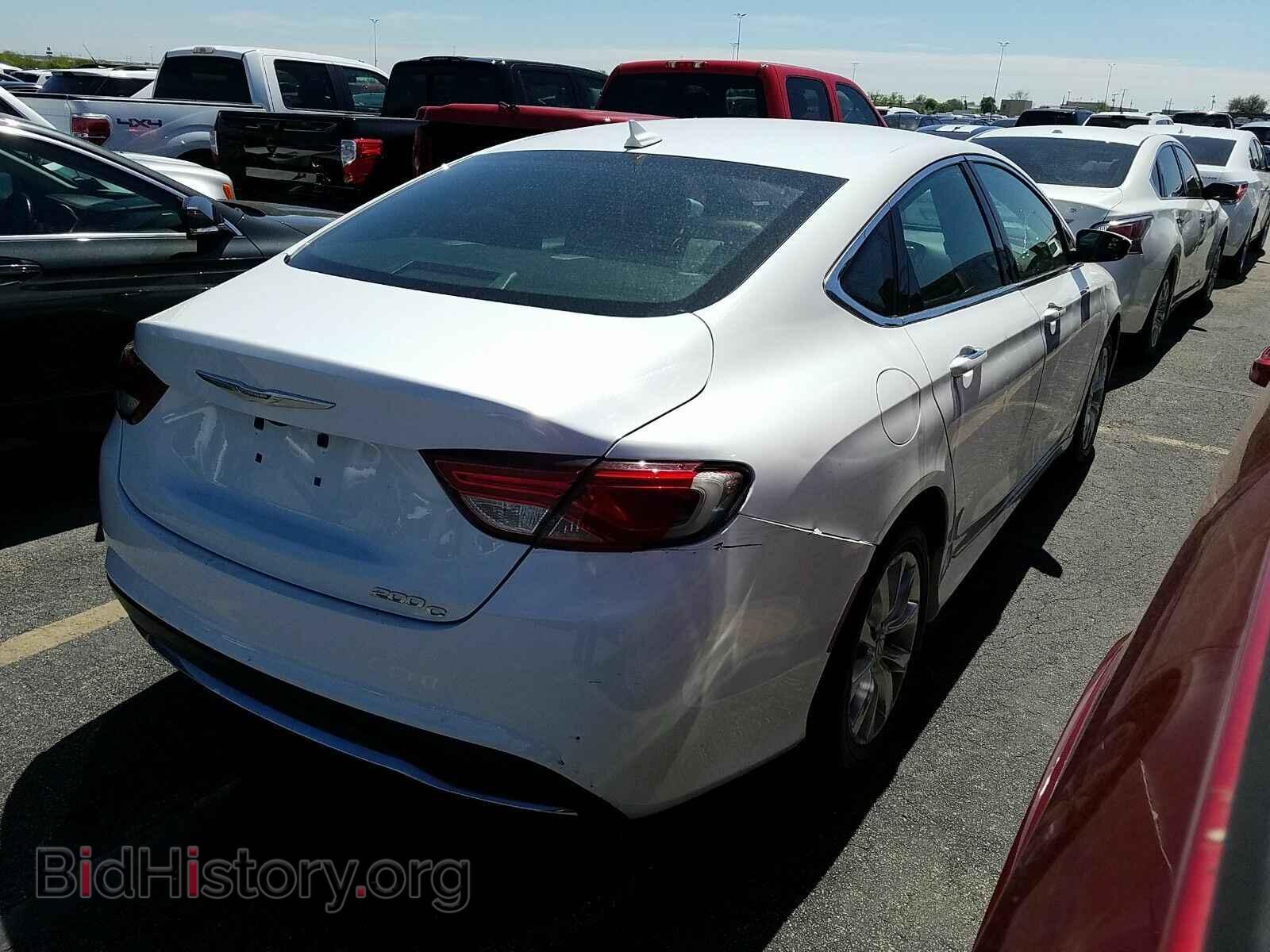 2016 Chrysler 200 - VIN: 1C3CCCCB7GN163359 - Фото 2