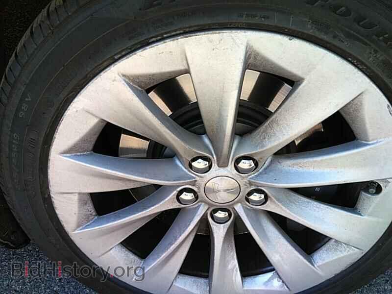 2017 Tesla Model S - VIN: 5YJSA1E11HF186867 - Photo 15