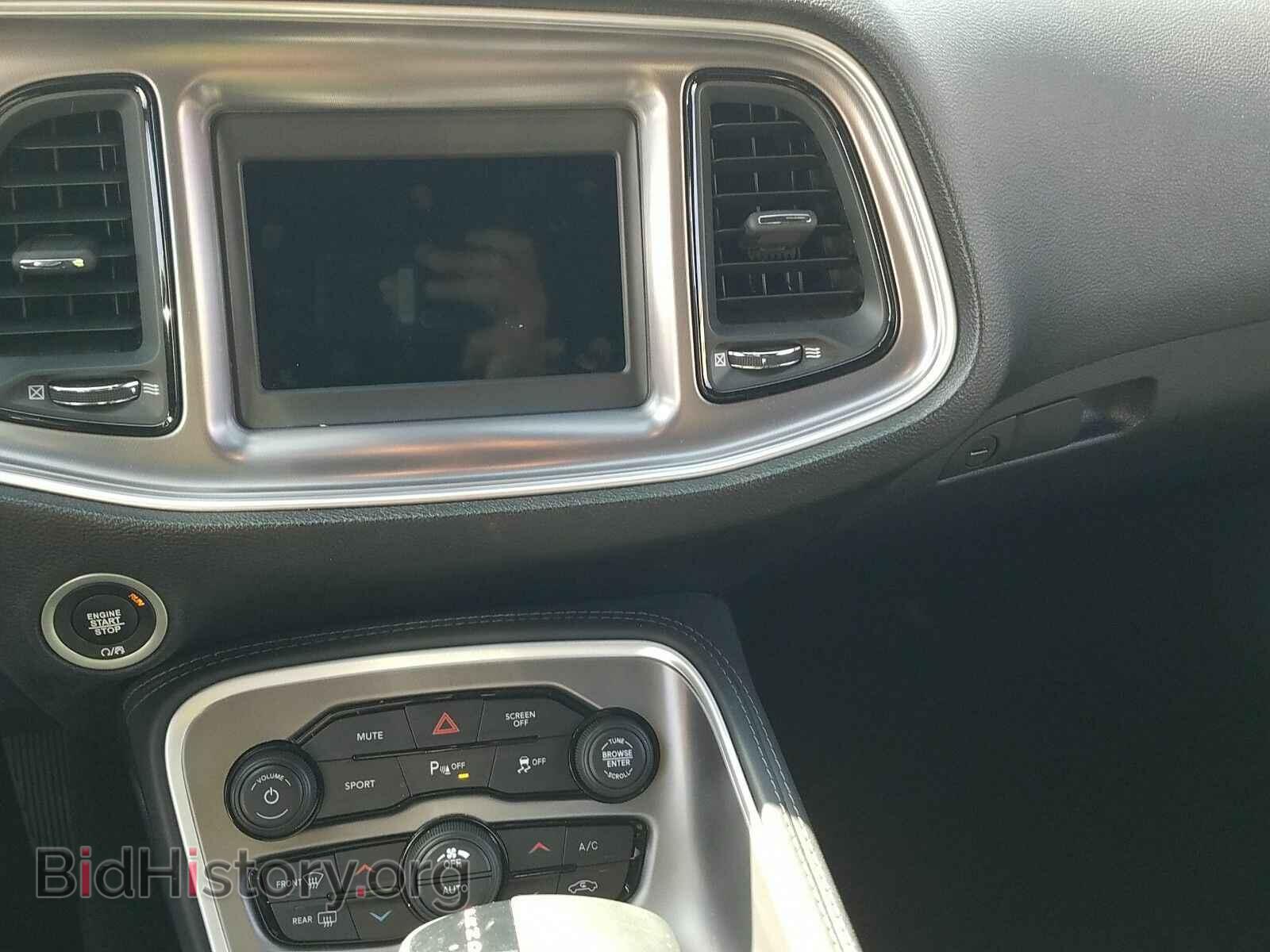 2019 Dodge Challenger - VIN: 2C3CDZBT9KH651949 - Фото 4