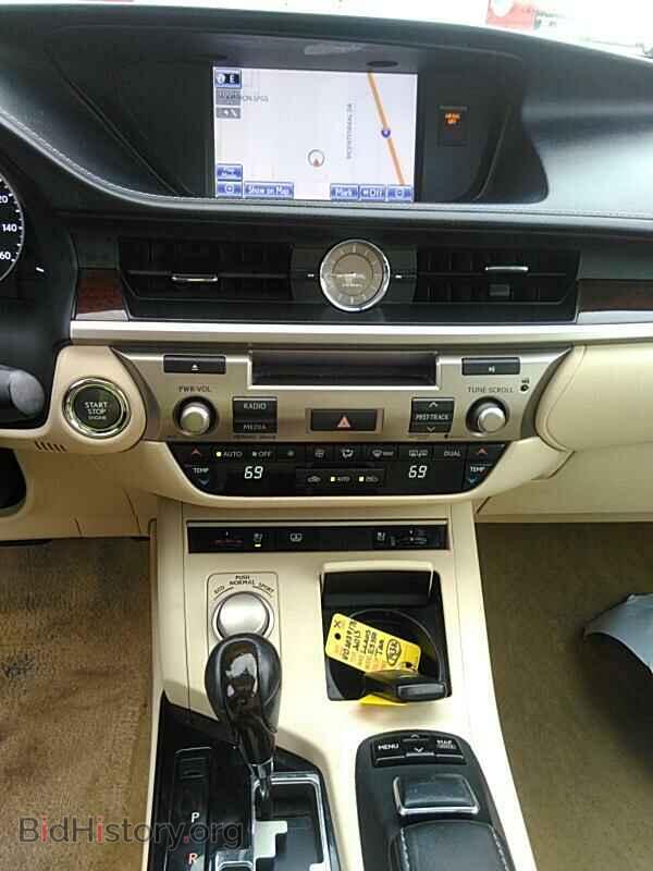 2013 Lexus ES 350 - VIN: JTHBK1GG8D2039178 - Фото 4