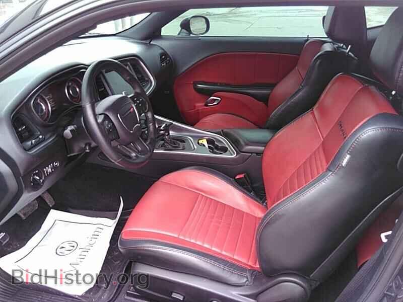 2016 Dodge Challenger - VIN: 2C3CDZBT4GH217722 - Фото 3
