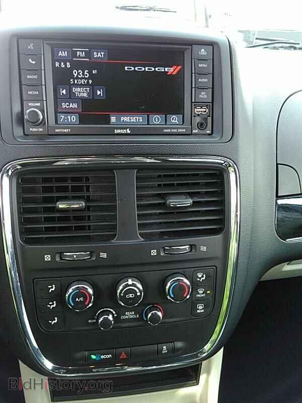 2017 Dodge Grand Caravan - VIN: 2C4RDGCG7HR815164 - Фото 4