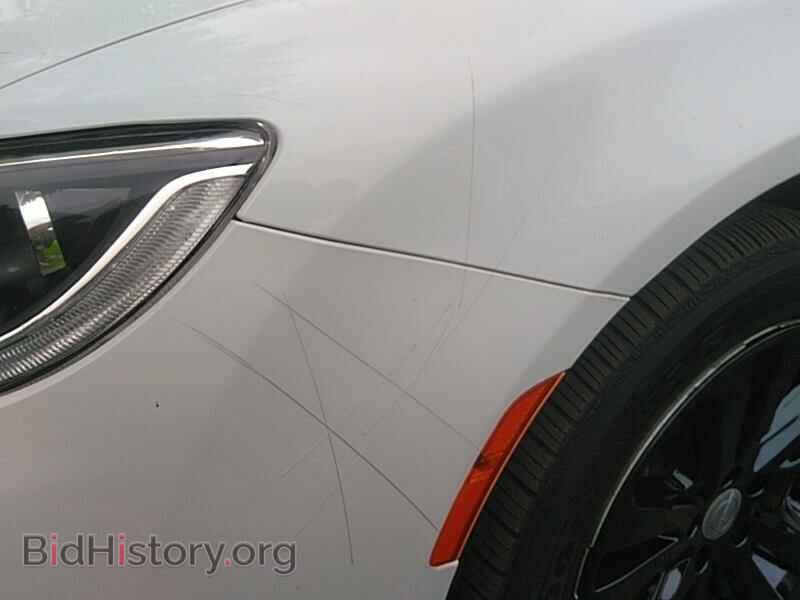 2016 Chrysler 200 - VIN: 1C3CCCAB5GN116723 - Фото 10