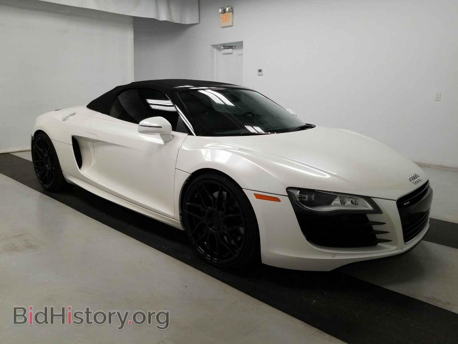 2012 Audi R8 - VIN: WUASUAFG3CN003041 - Фото 3