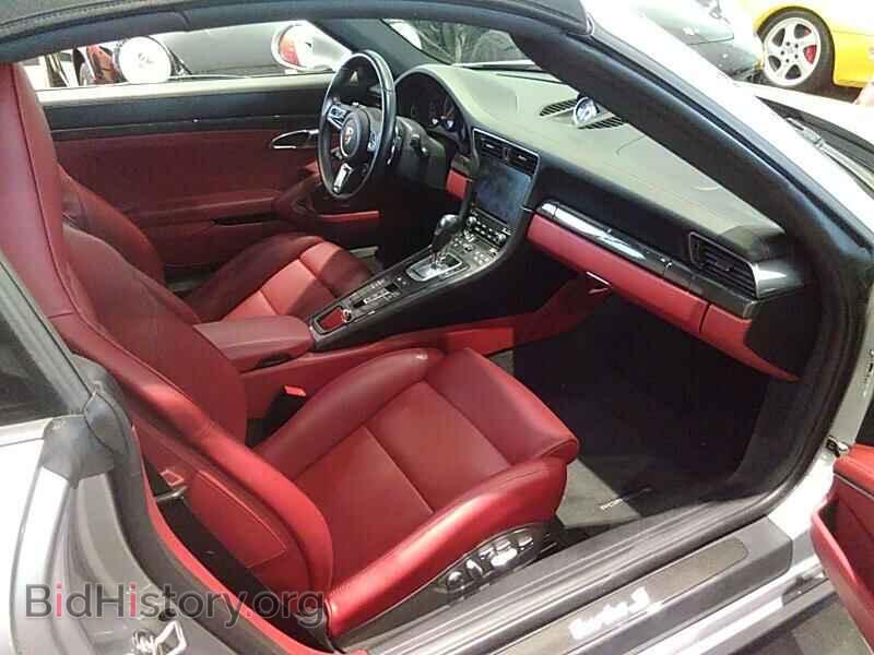 2018 Porsche 911 - VIN: WP0CD2A92JS162471 - Фото 12