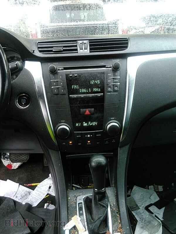 2010 Suzuki Kizashi - VIN: JS2RF9A36A6100983 - Фото 4