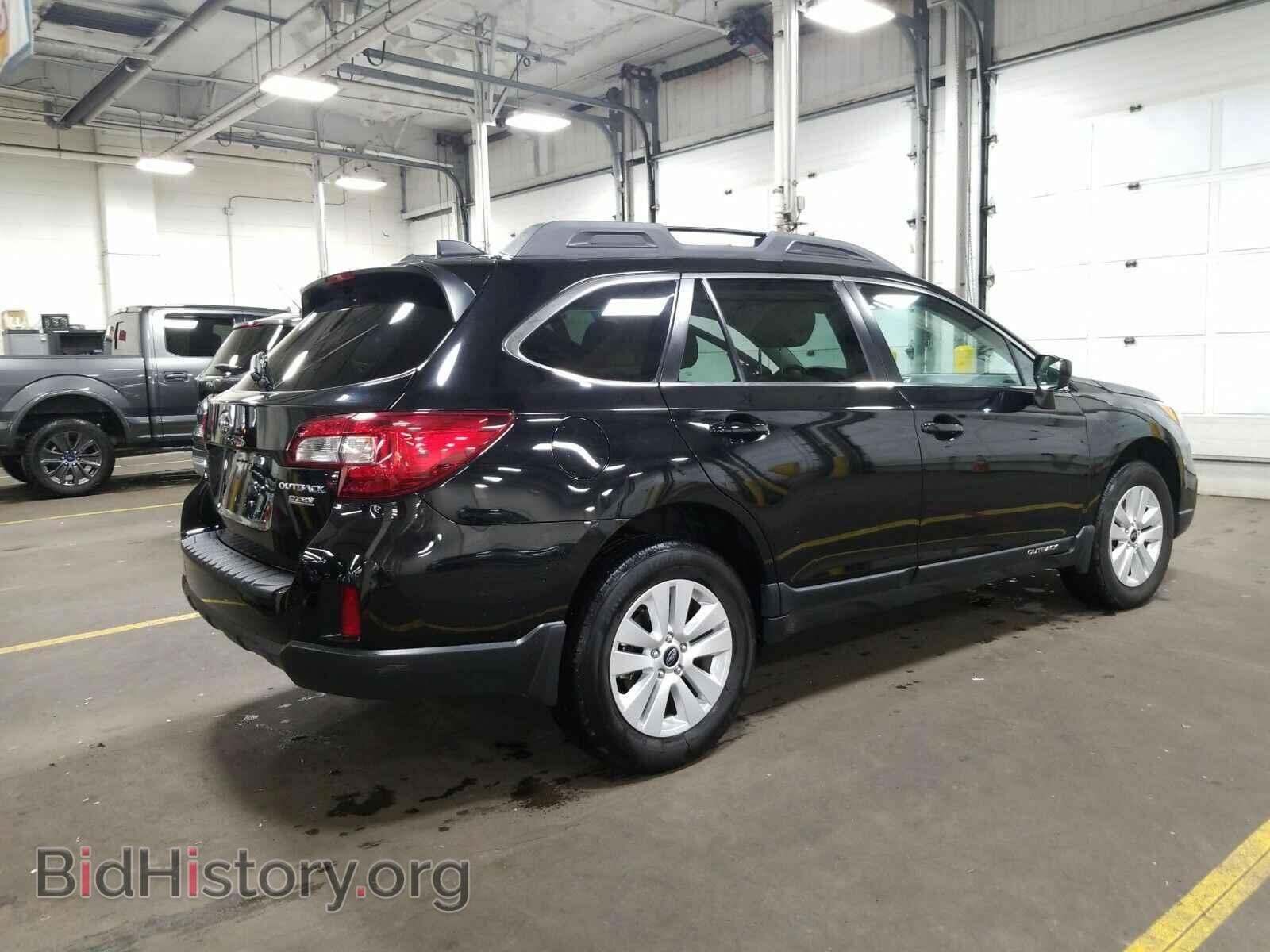 2017 Subaru Outback - VIN: 4S4BSACC7H3254602 - Фото 2