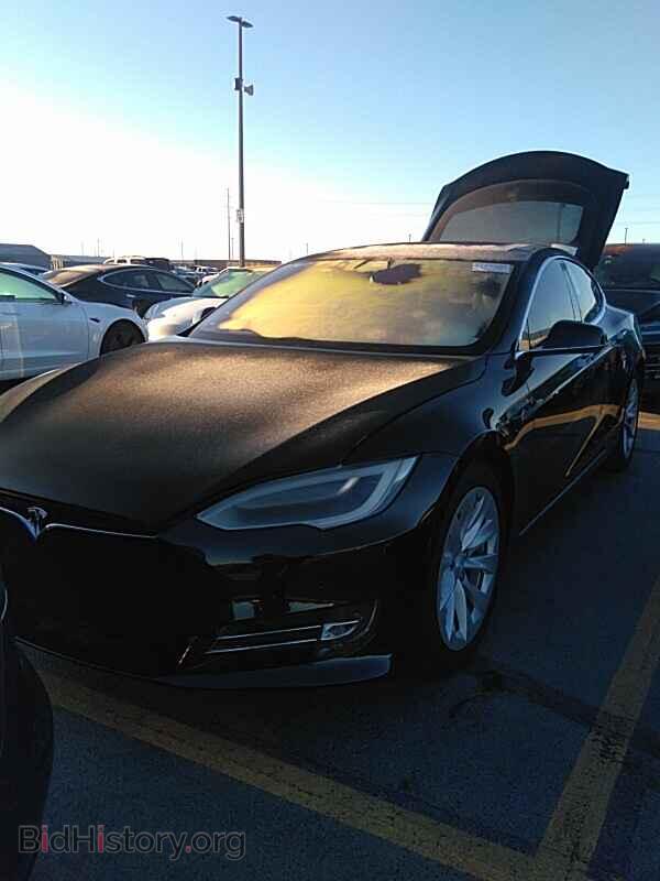 Фотография 5YJSA1E18HF209934 - Tesla Model S 2017