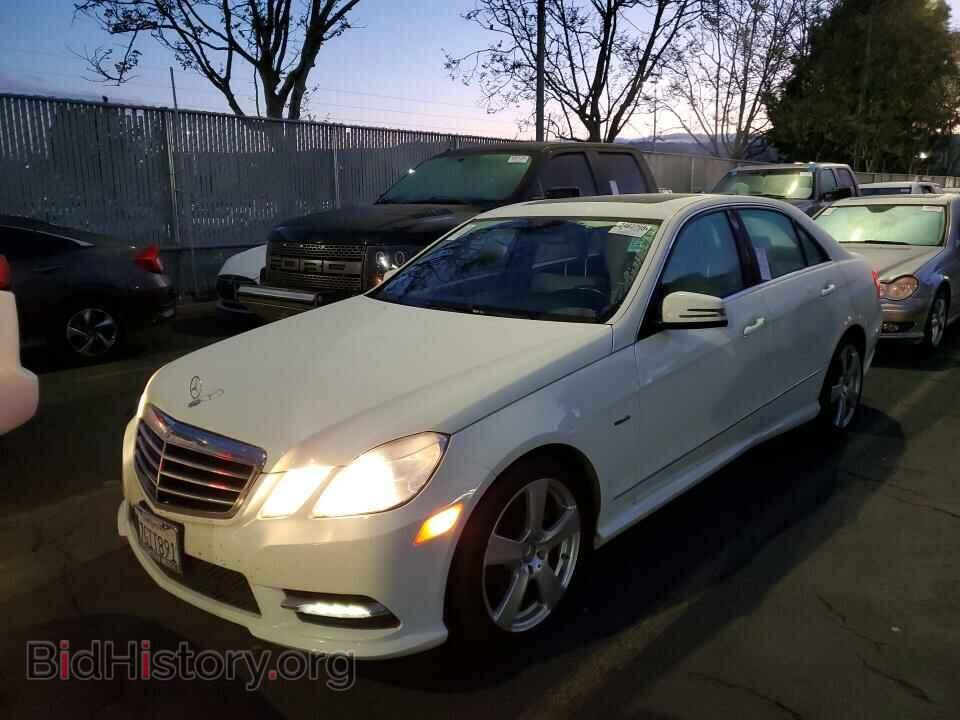 Photo WDDHF8JB8CA617442 - Mercedes-Benz E-Class 2012