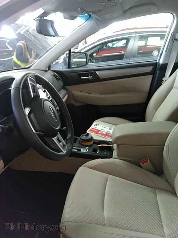 2019 Subaru Outback - VIN: 4S4BSAFC5K3379245 - Фото 3