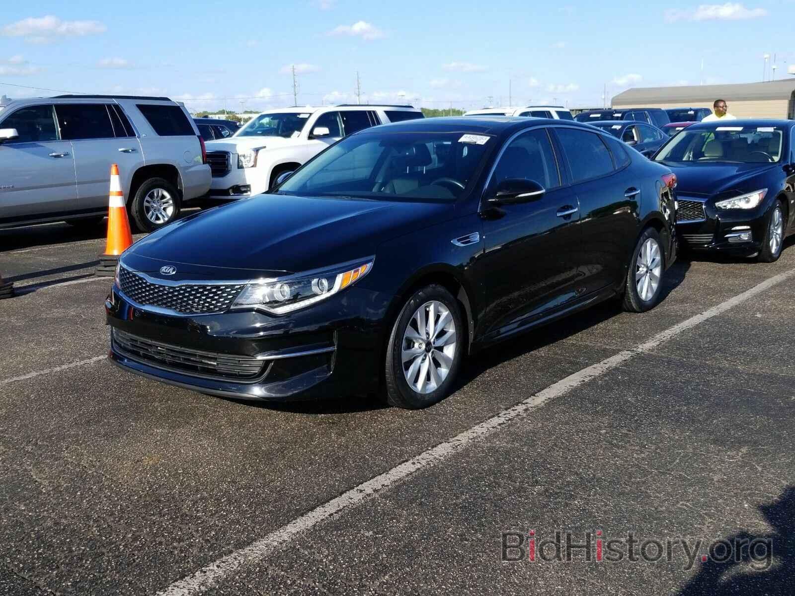 Photo 5XXGU4L31HG126958 - Kia Optima 2017