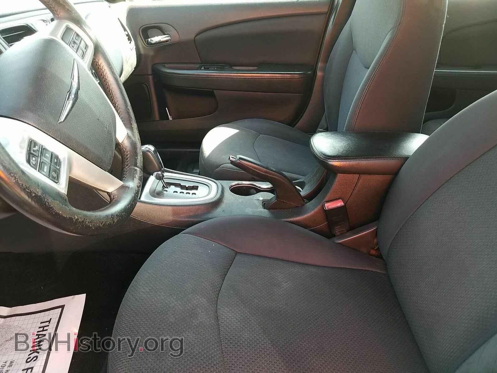 2013 Chrysler 200 - VIN: 1C3CCBBB0DN629902 - Фото 3