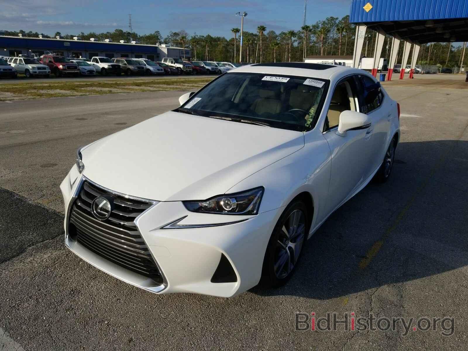 Фотография JTHBA1D26J5075800 - Lexus IS 2018