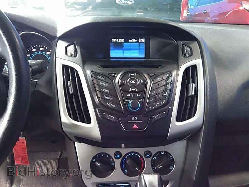 2013 Ford Focus - VIN: 1FADP3F28DL308597 - Фото 4