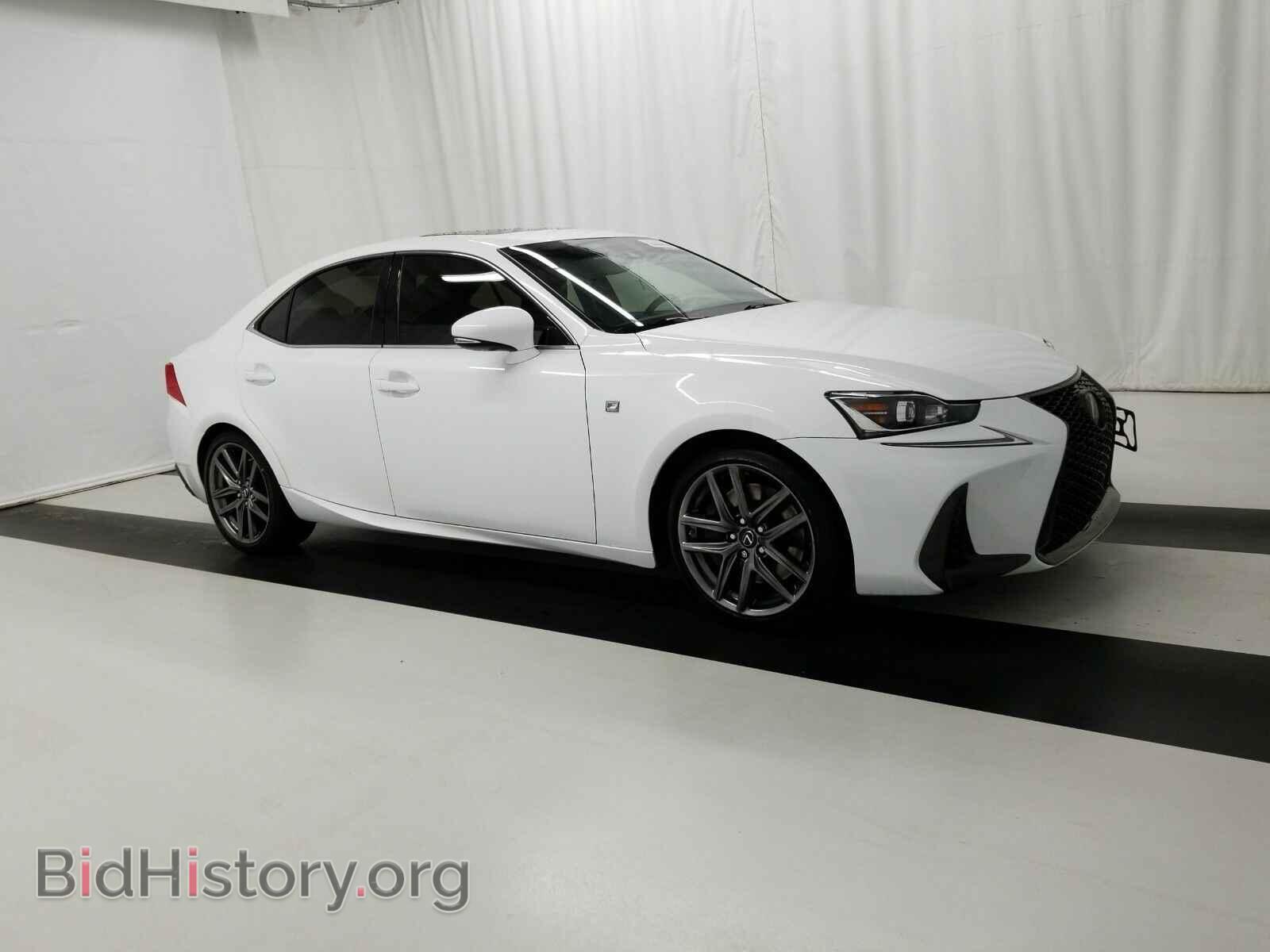 2017 Lexus IS - VIN: JTHCM1D2XH5024323 - Фото 3