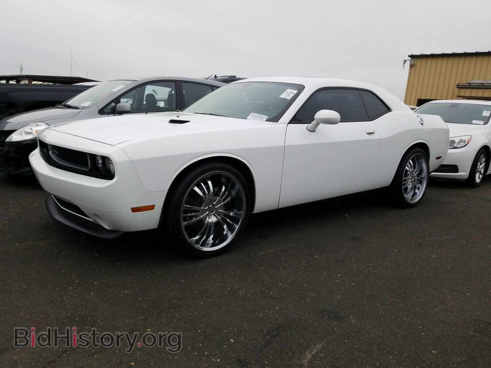 Photo 2C3CDYAG2EH225961 - Dodge Challenger 2014