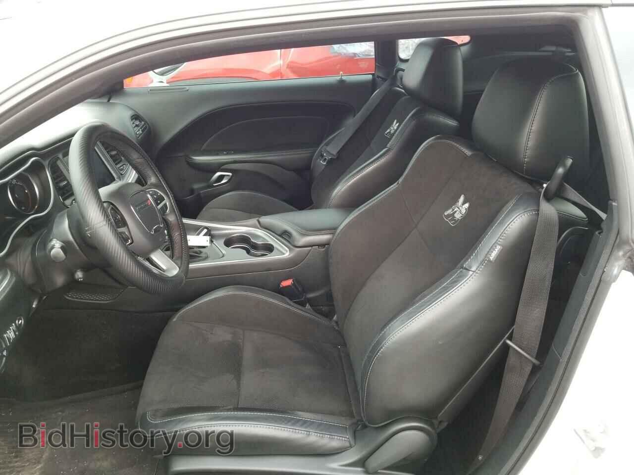 2018 Dodge Challenger - VIN: 2C3CDZFJ2JH271004 - Фото 3