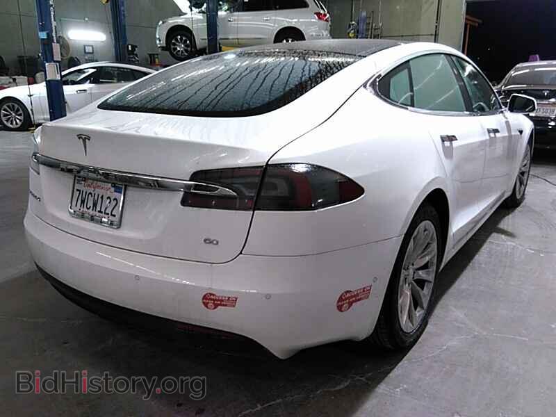 2016 Tesla Model S - VIN: 5YJSA1E18GF162208 - Photo 2
