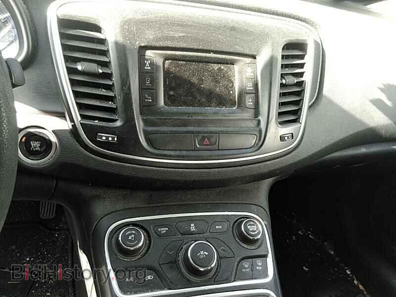 2016 Chrysler 200 - VIN: 1C3CCCAB6GN161265 - Фото 4
