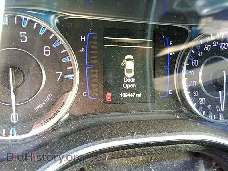 2016 Chrysler 200 - VIN: 1C3CCCAB6GN161265 - Фото 5