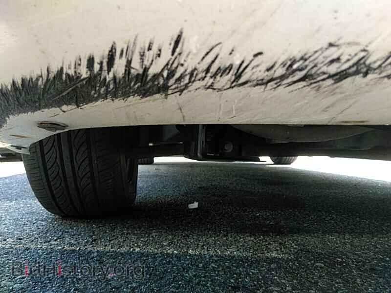 2013 Chrysler 200 - VIN: 1C3CCBAB3DN691375 - Фото 14