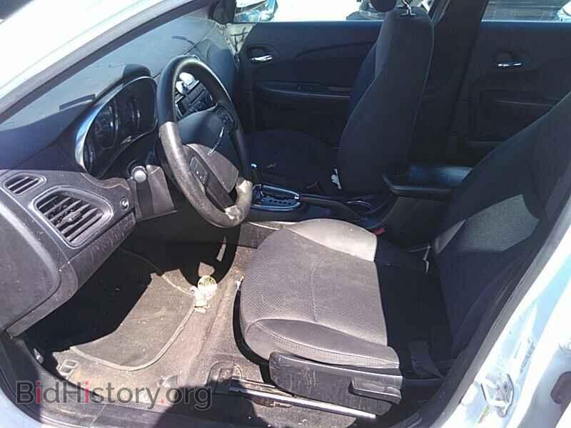 2013 Chrysler 200 - VIN: 1C3CCBAB3DN691375 - Фото 3