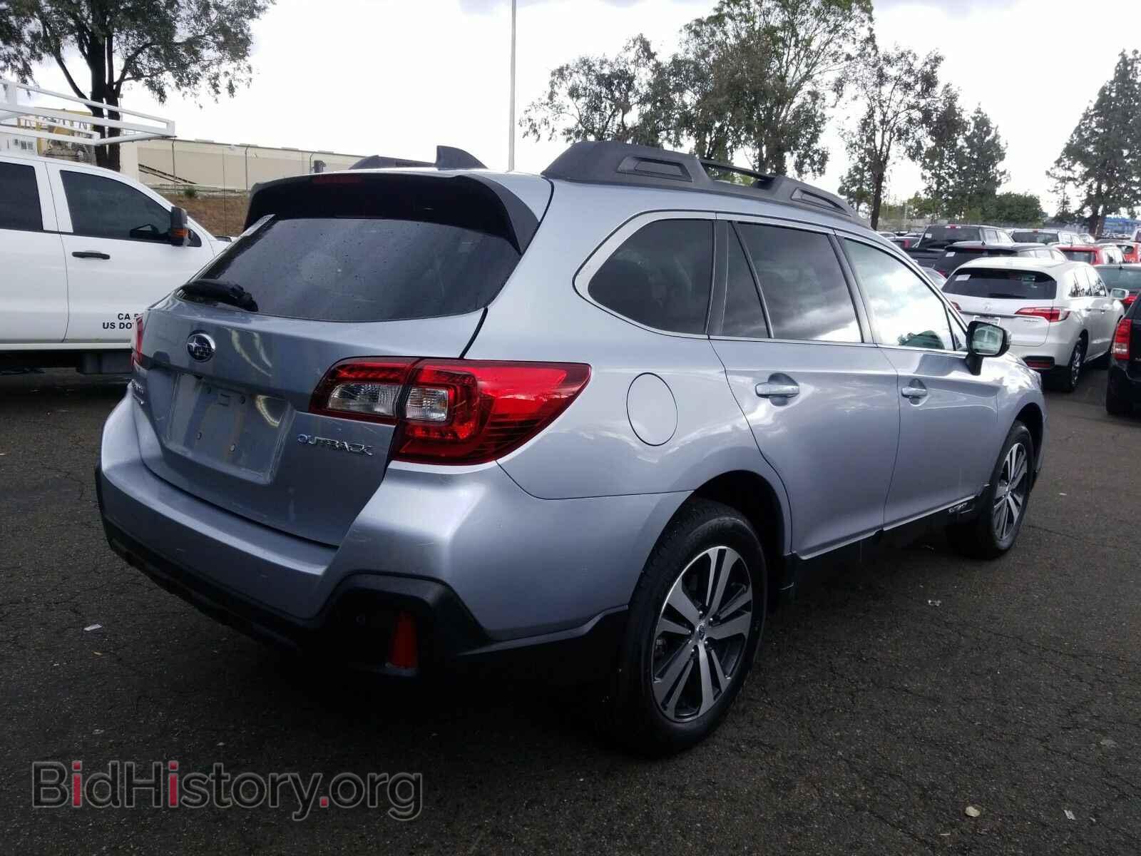 2019 Subaru Outback - VIN: 4S4BSANC0K3376593 - Фото 2