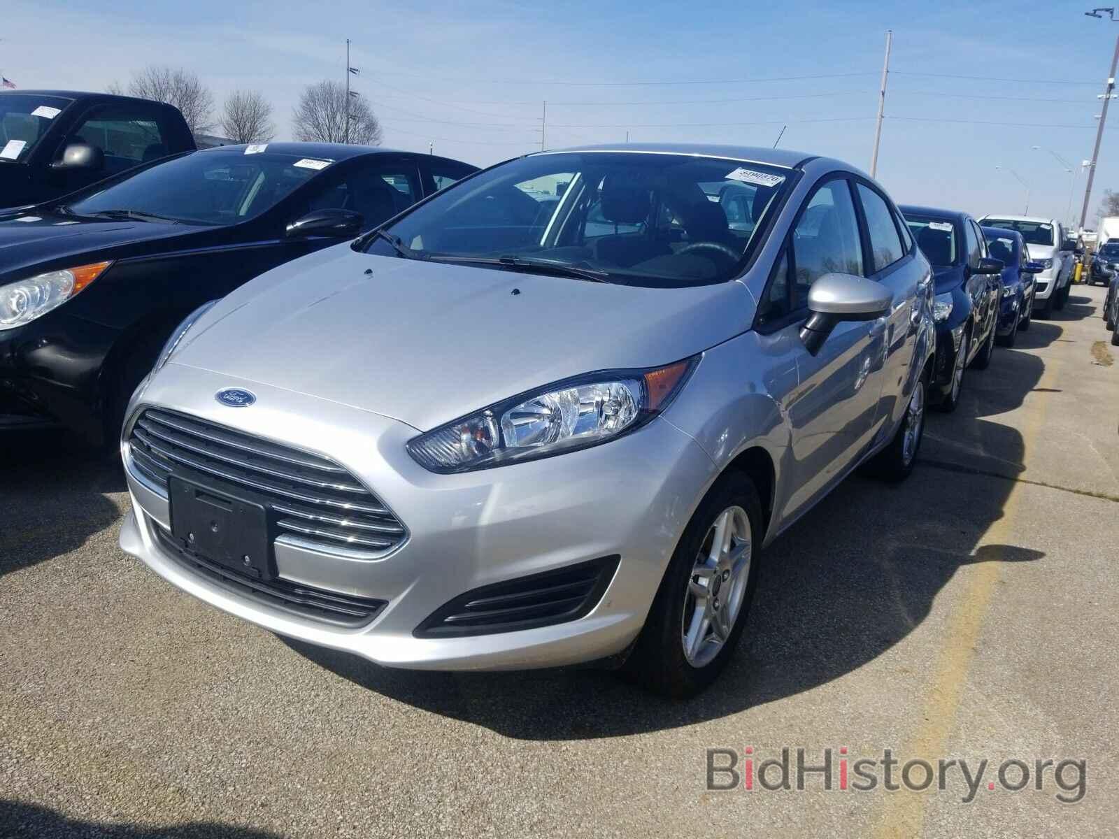 Photo 3FADP4BJ5KM165333 - Ford Fiesta 2019