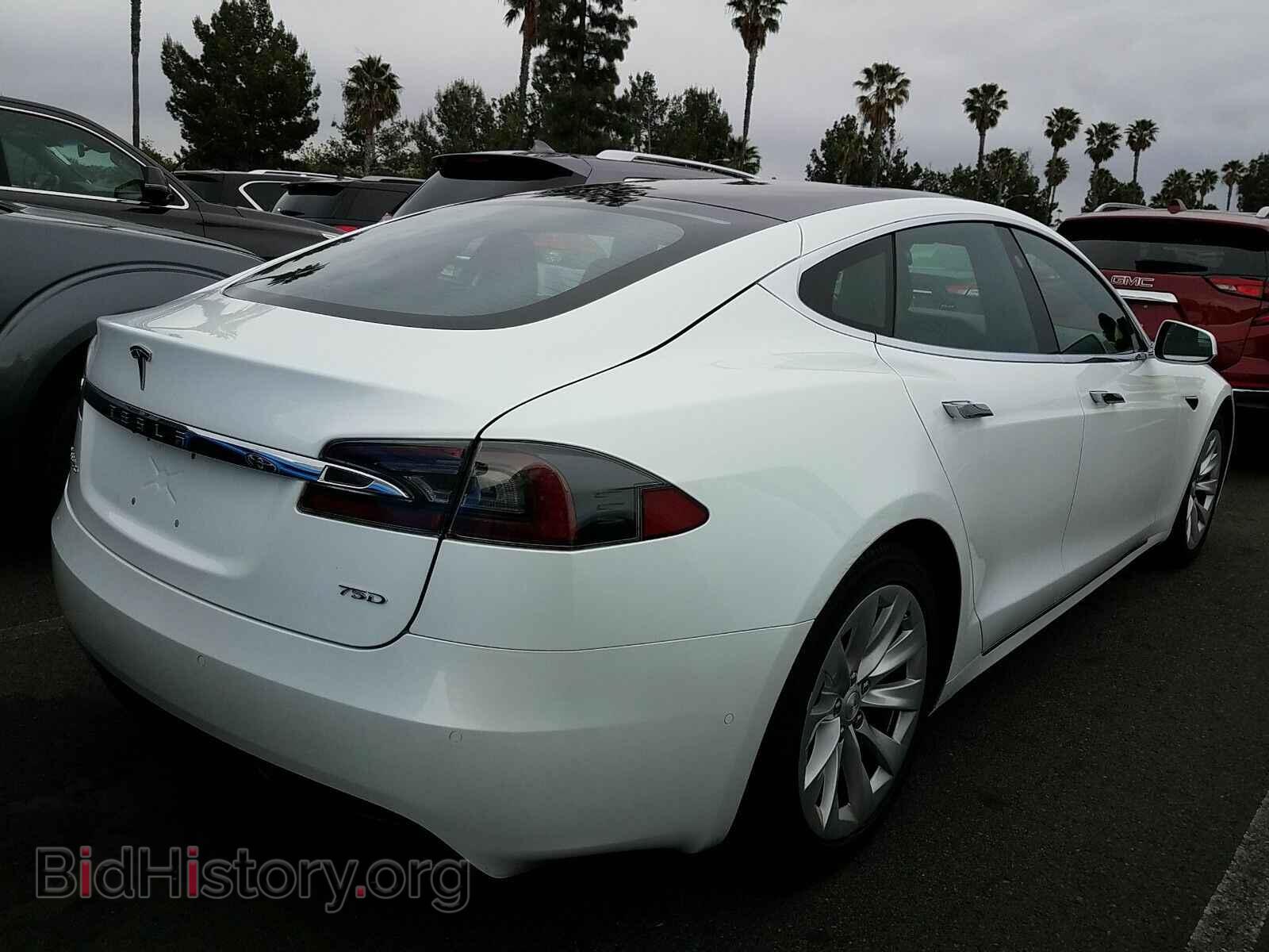 2018 Tesla Model S - VIN: 5YJSA1E29JF281093 - Photo 2