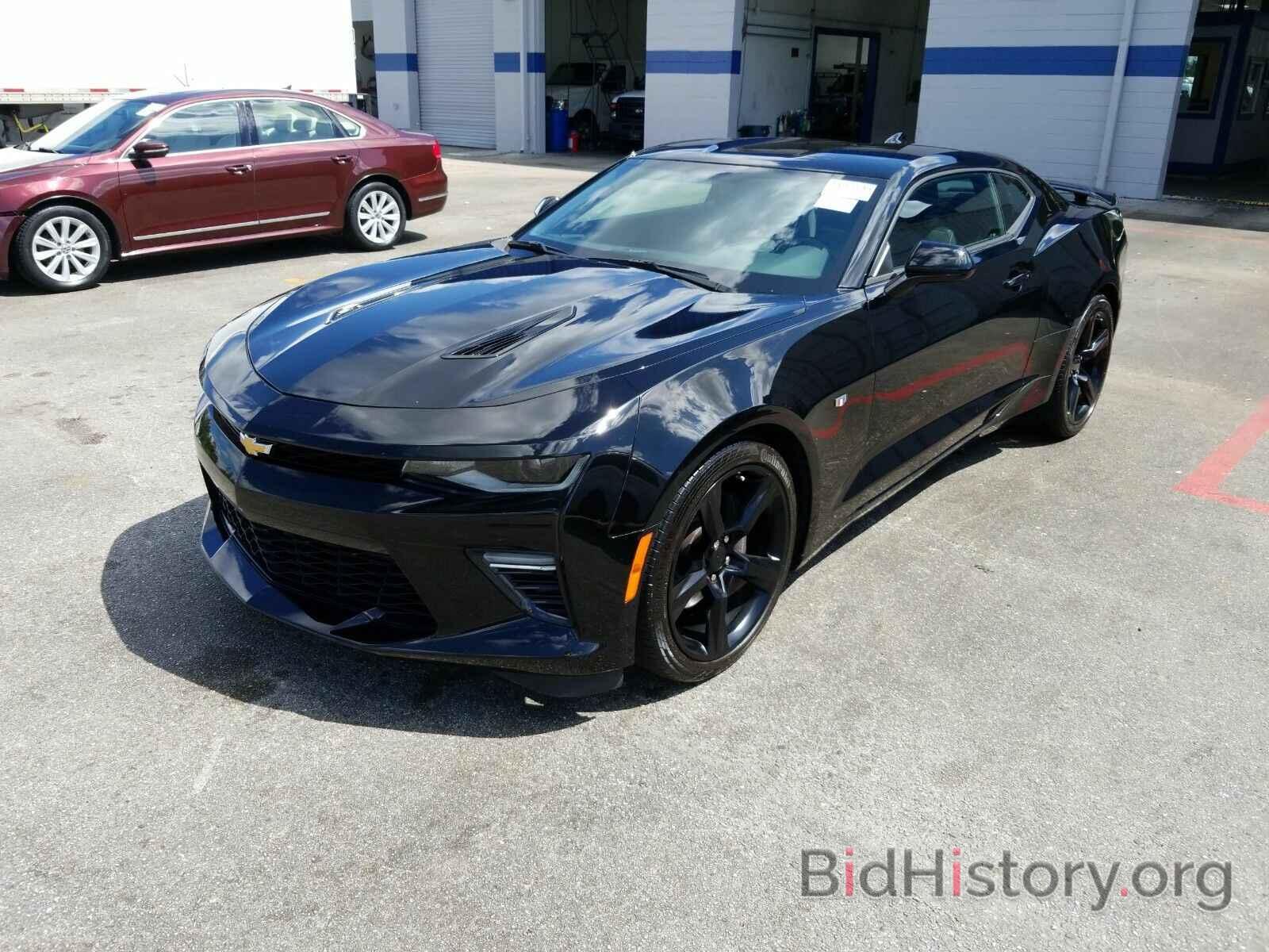 Photo 1G1FE1R74J0118256 - Chevrolet Camaro 2018