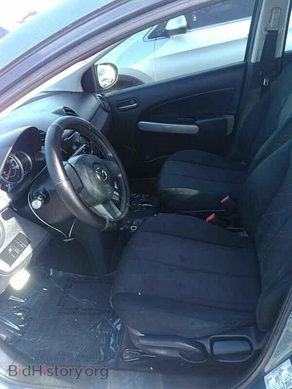 2014 Mazda Mazda2 - VIN: JM1DE1KY8E0173770 - Фото 3