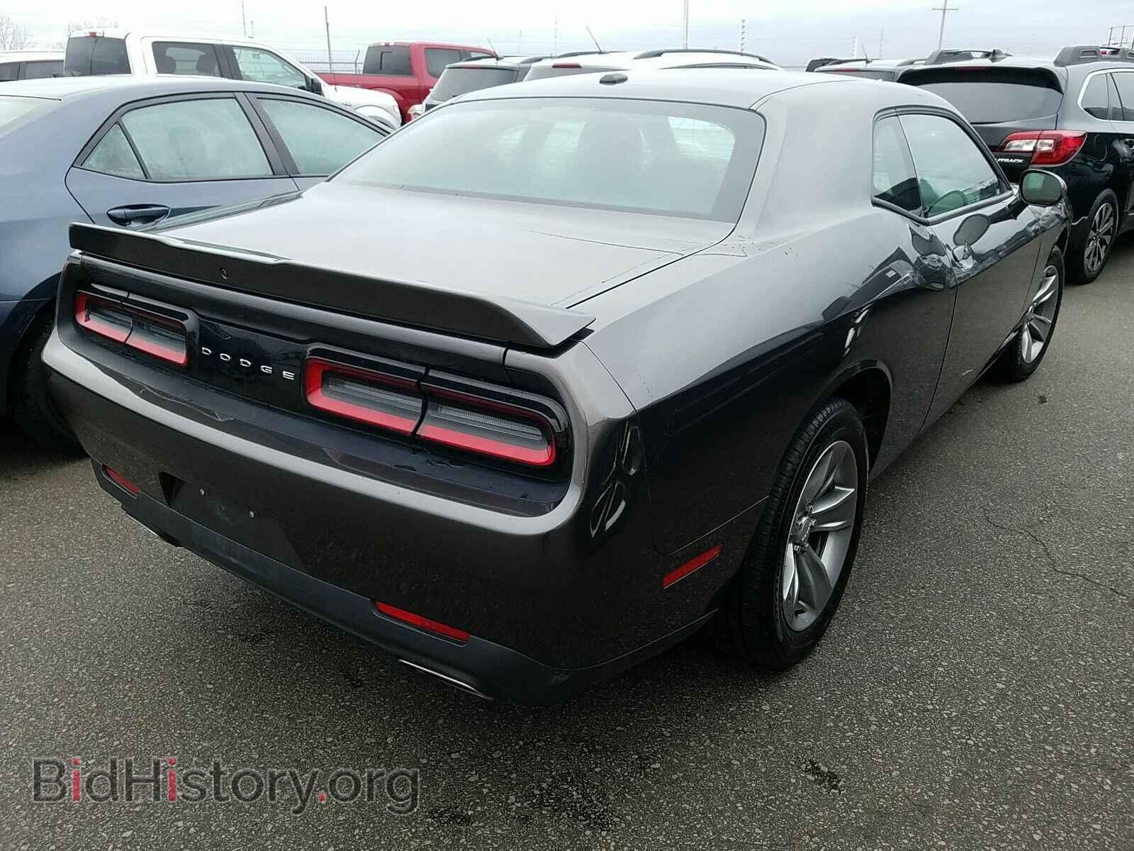 2019 Dodge Challenger - VIN: 2C3CDZAG0KH687565 - Photo 2