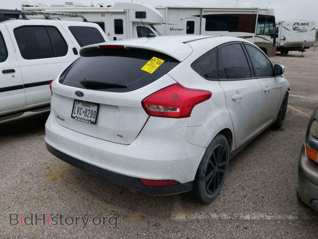 2017 Ford Focus - VIN: 1FADP3K21HL224004 - Фото 2