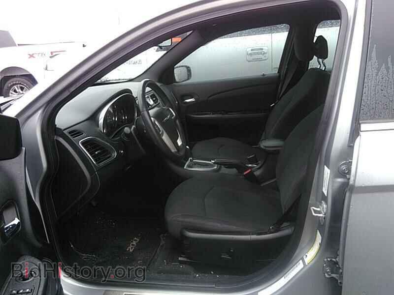 2013 Chrysler 200 - VIN: 1C3CCBBB4DN624380 - Фото 3