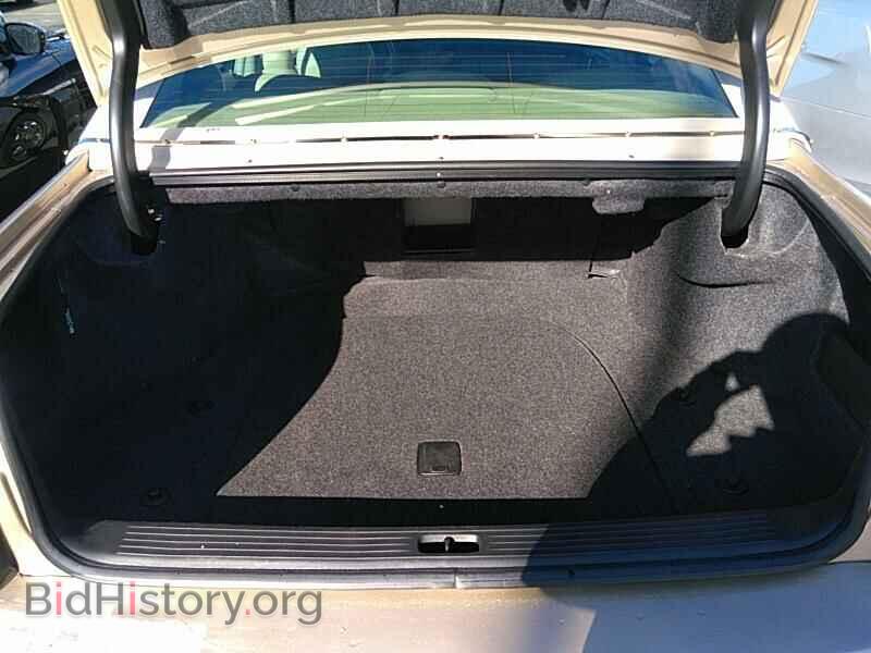 2005 Cadillac DeVille - VIN: 1G6KD54Y15U210698 - Фото 7
