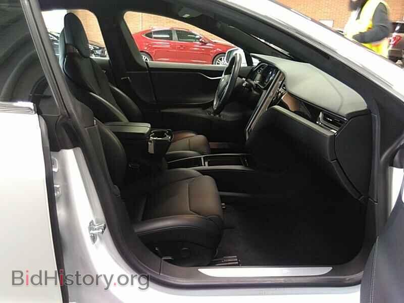 2018 Tesla Model S - VIN: 5YJSA1E22JF281050 - Photo 8