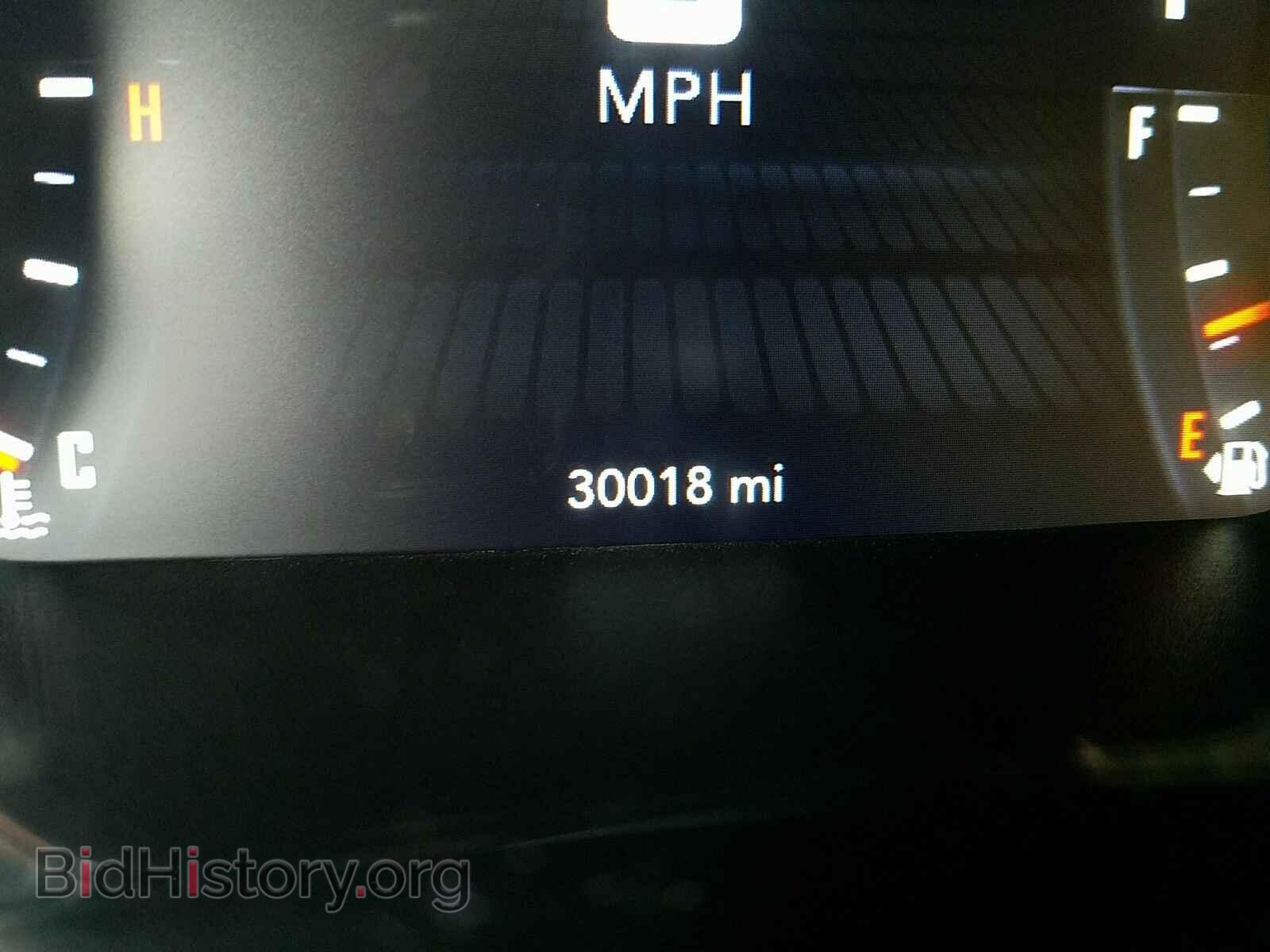 2018 Dodge Challenger - VIN: 2C3CDZFJ4JH132623 - Фото 5